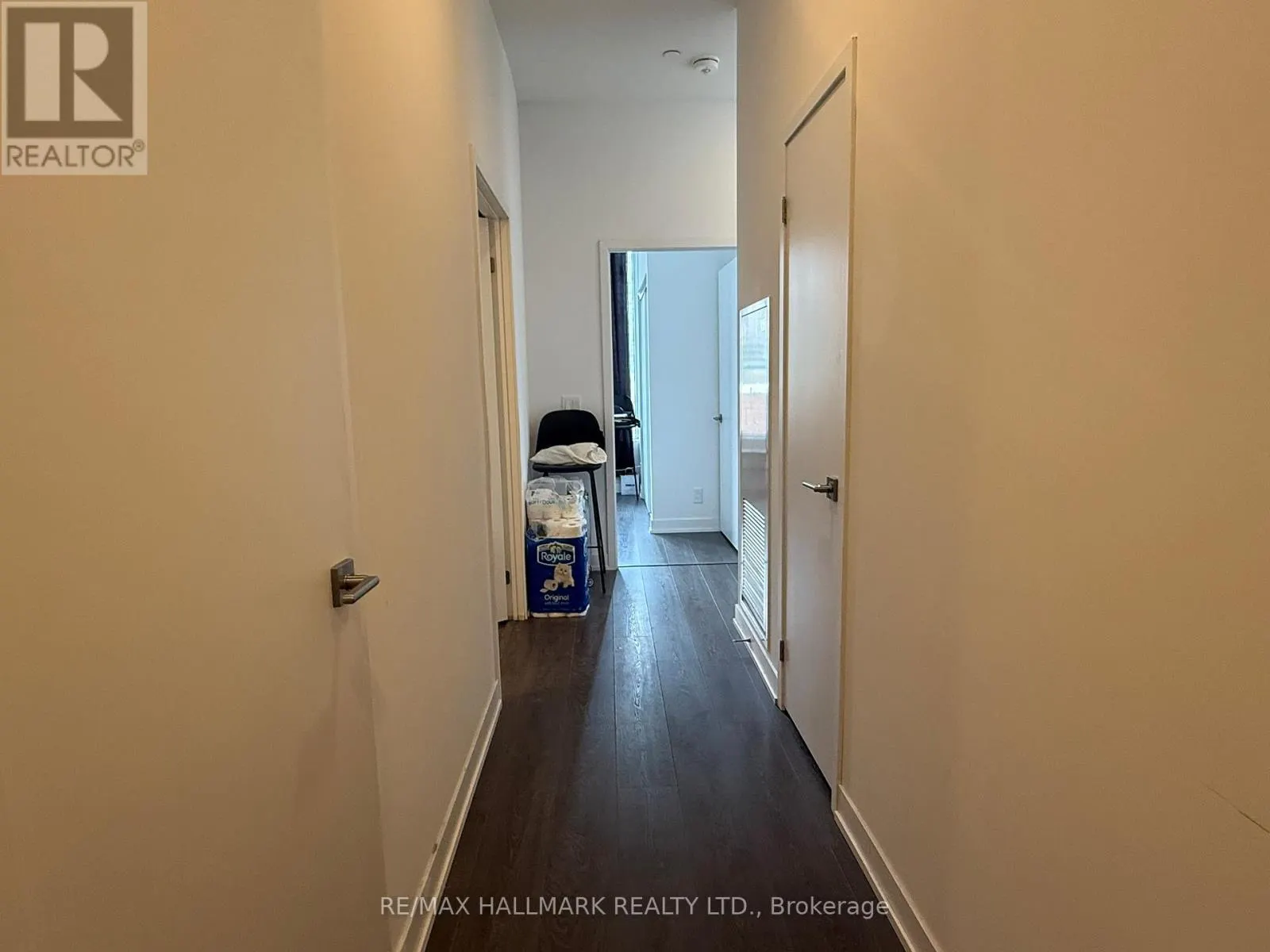407 - 15 HOLMES AVENUE