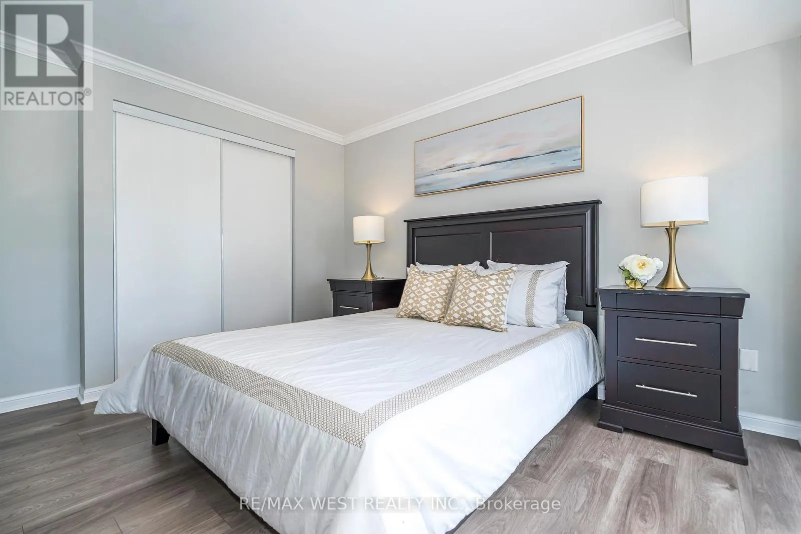 705 - 15 STAFFORD STREET