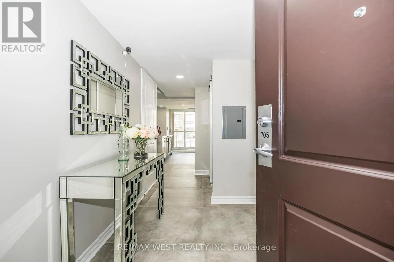 705 - 15 STAFFORD STREET