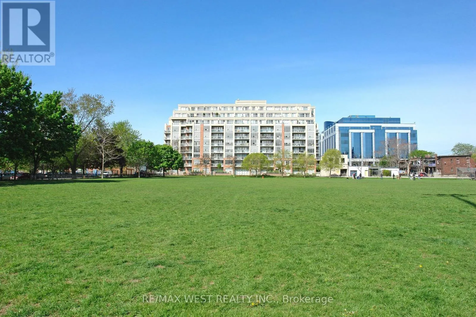 705 - 15 STAFFORD STREET