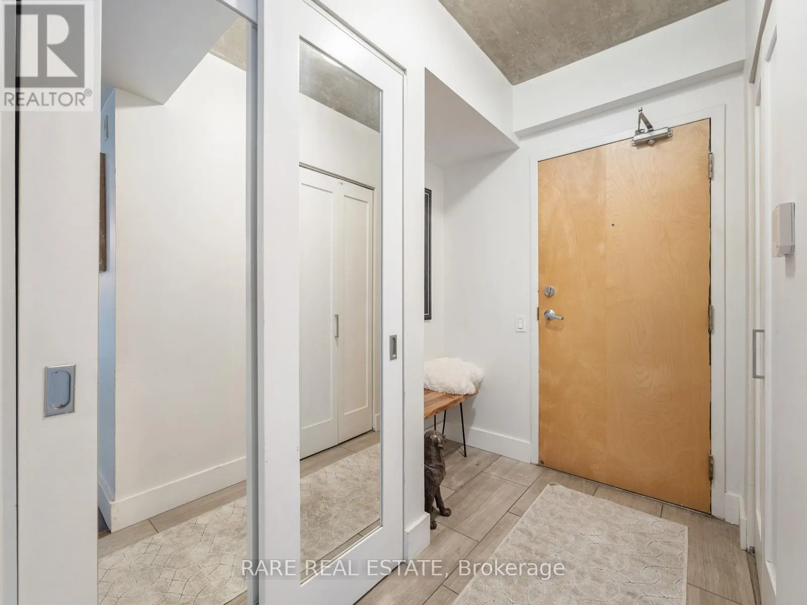 202 - 77 LOMBARD STREET