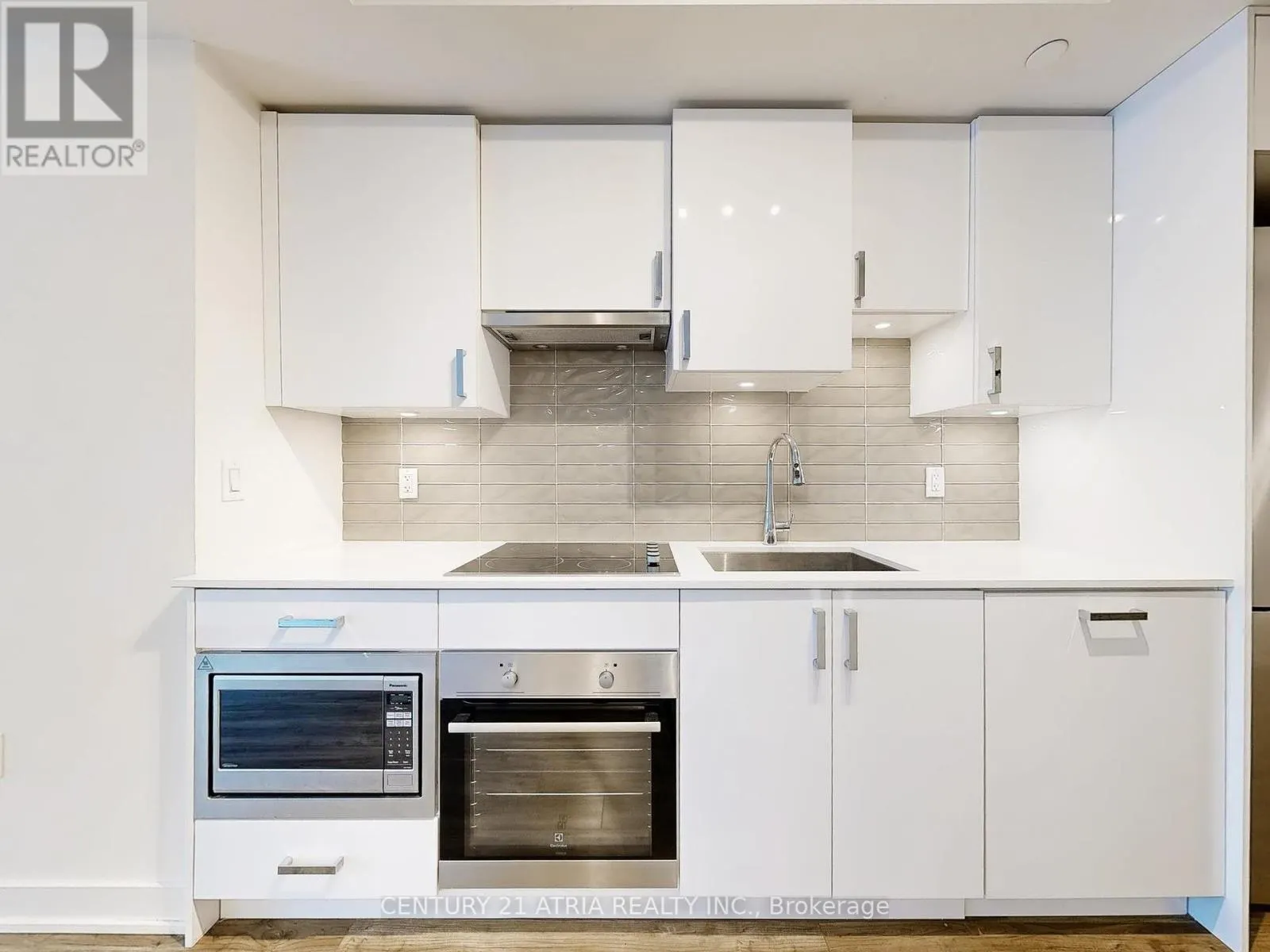 3507 - 99 BROADWAY AVENUE