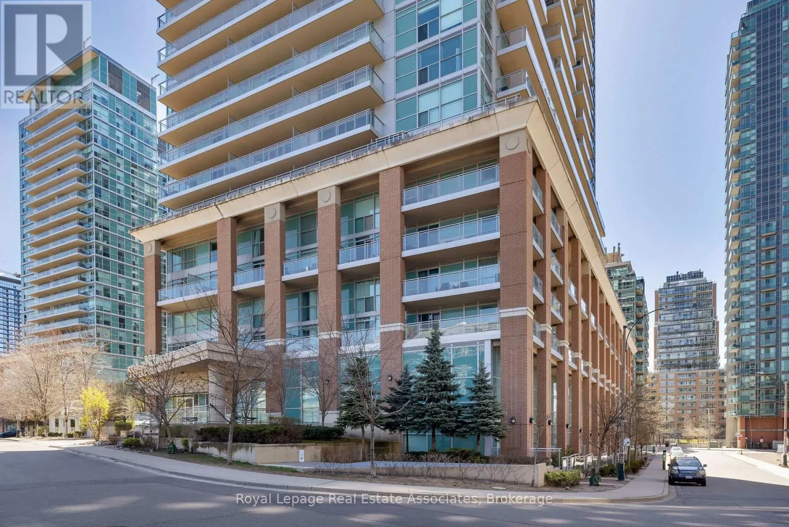 1203 - 100 WESTERN BATTERY ROAD