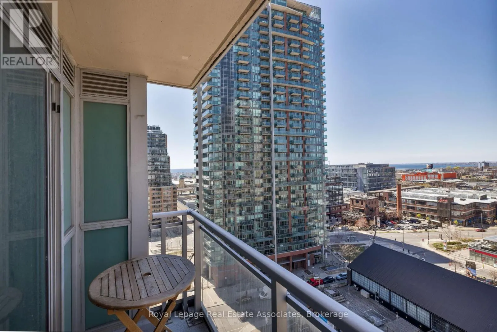 1203 - 100 WESTERN BATTERY ROAD