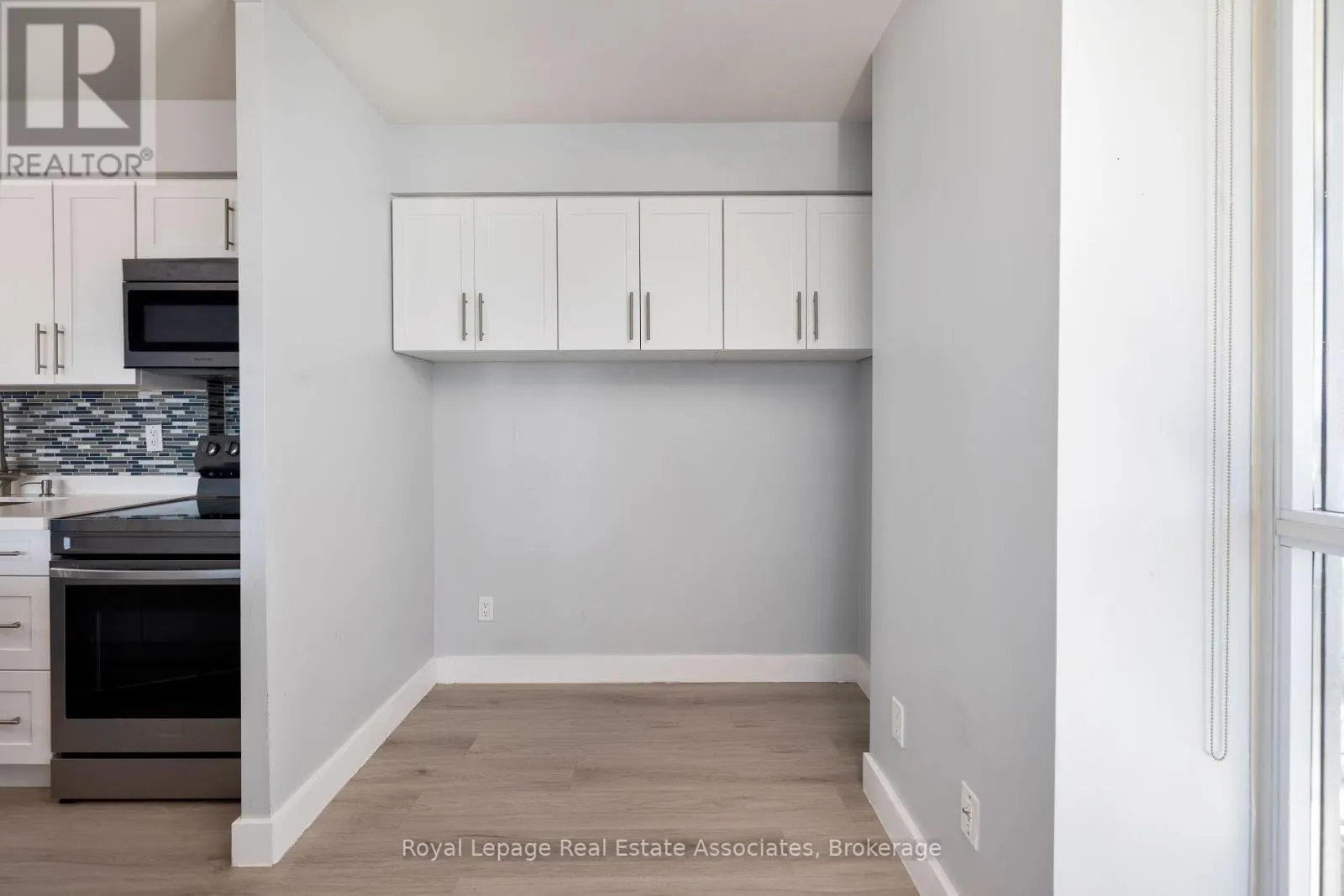 1203 - 100 WESTERN BATTERY ROAD