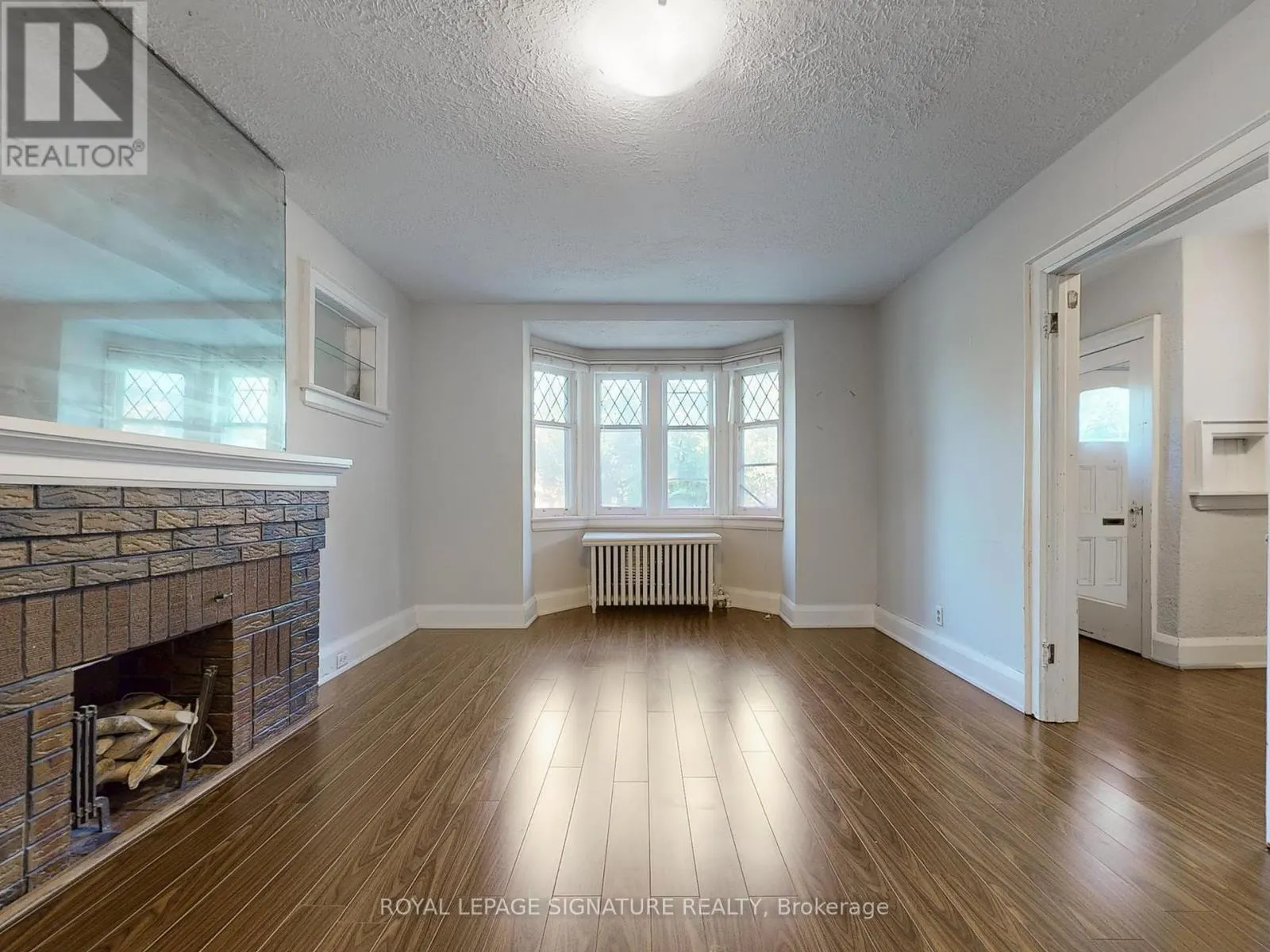 68 CASTLEWOOD ROAD