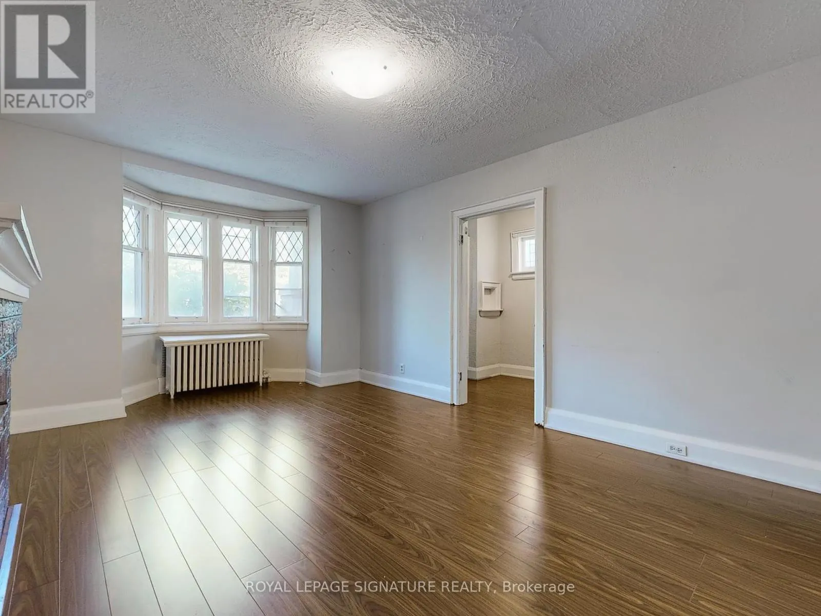 68 CASTLEWOOD ROAD