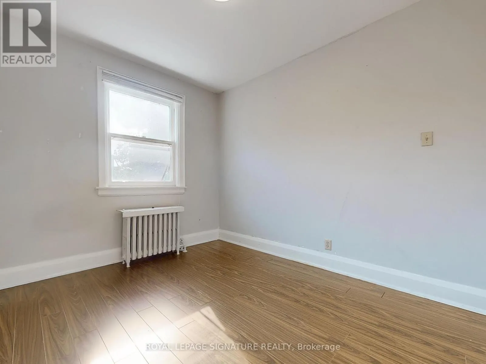 68 CASTLEWOOD ROAD