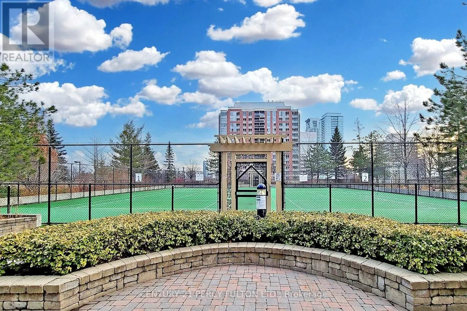 1008 - 5 NORTHTOWN WAY