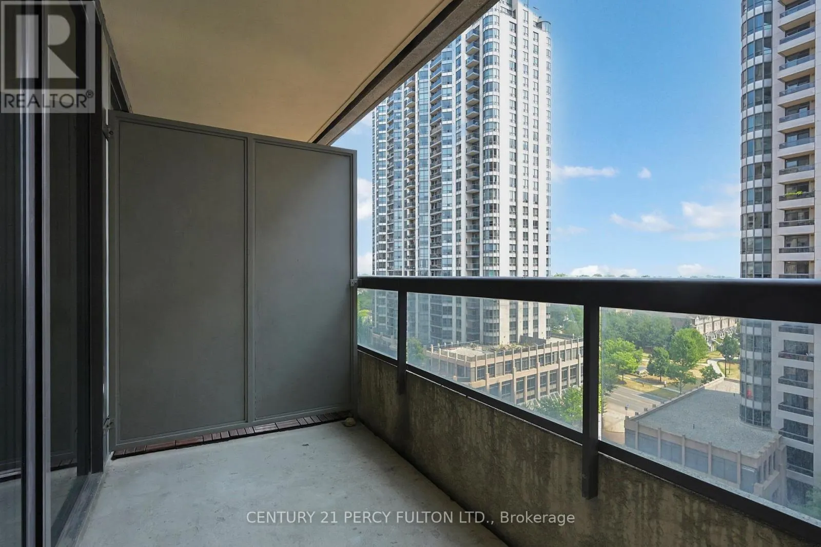 1008 - 5 NORTHTOWN WAY