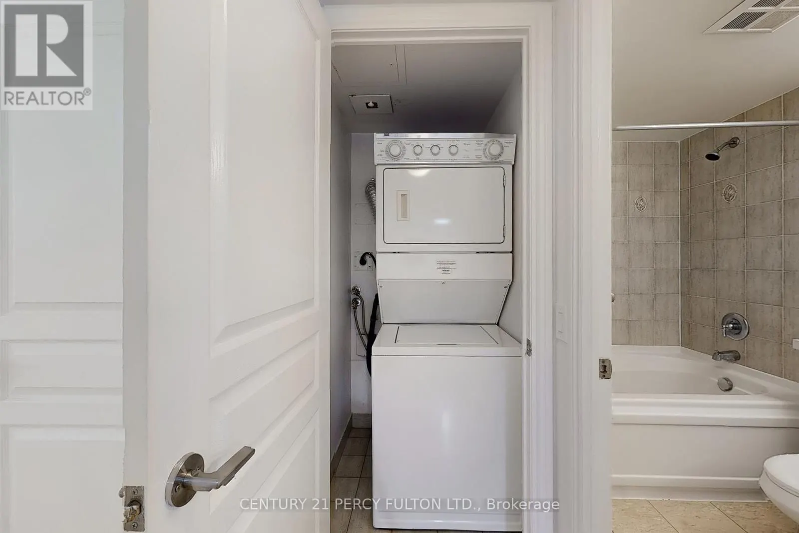 1008 - 5 NORTHTOWN WAY