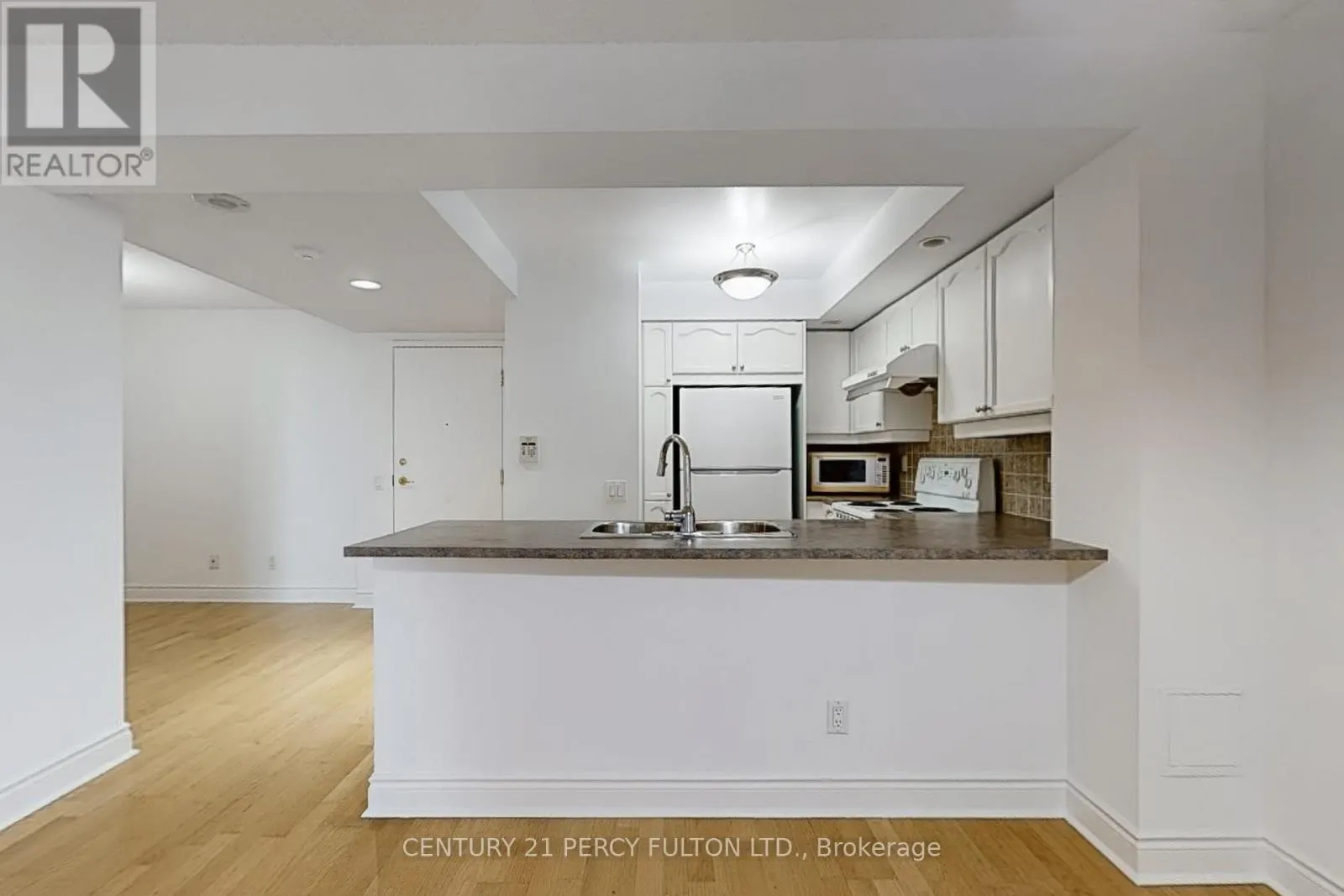 1008 - 5 NORTHTOWN WAY