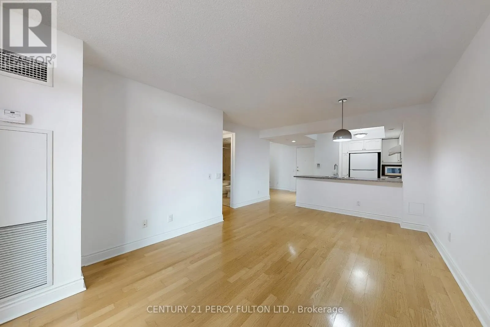 1008 - 5 NORTHTOWN WAY