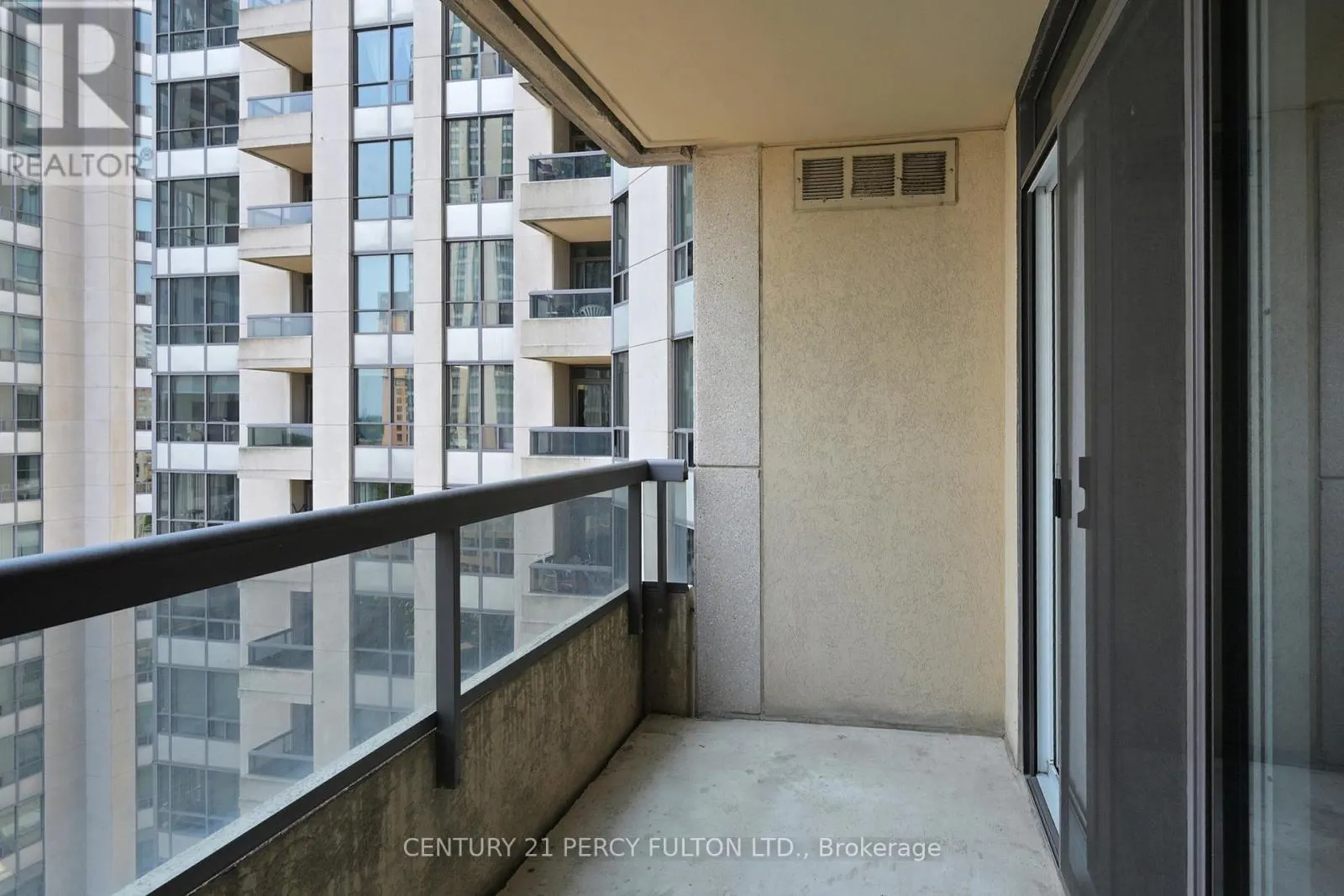 1008 - 5 NORTHTOWN WAY