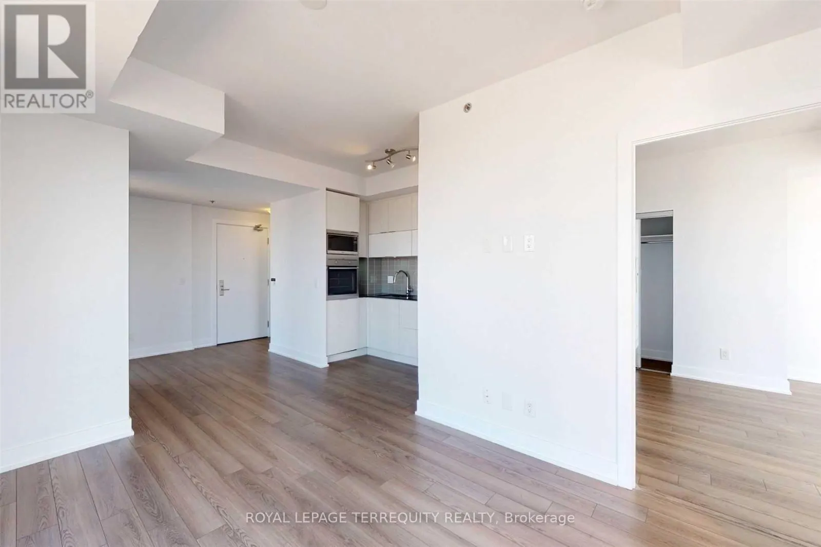 3609 - 318 RICHMOND STREET W