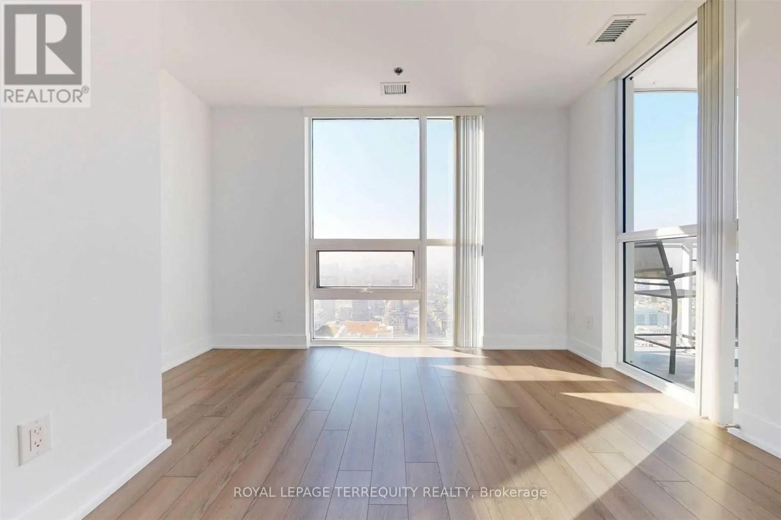 3609 - 318 RICHMOND STREET W
