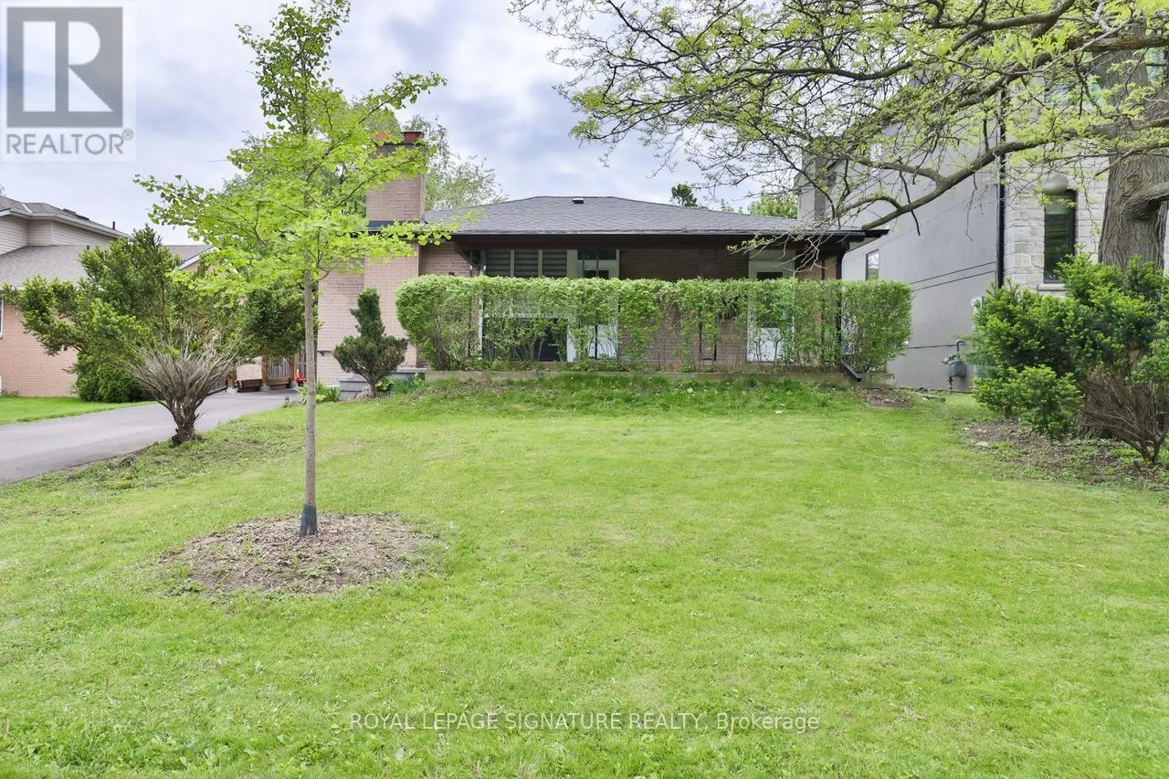 76 BERKINSHAW CRESCENT