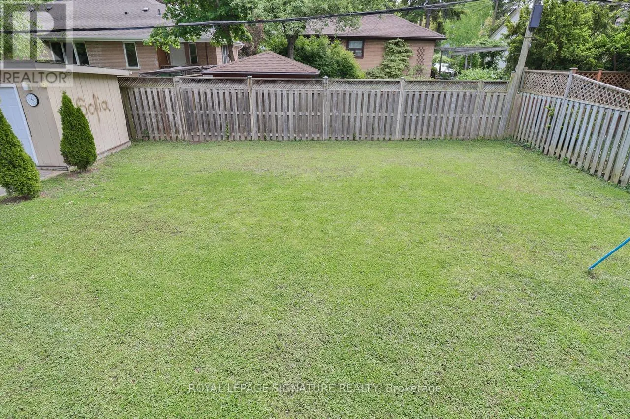 76 BERKINSHAW CRESCENT