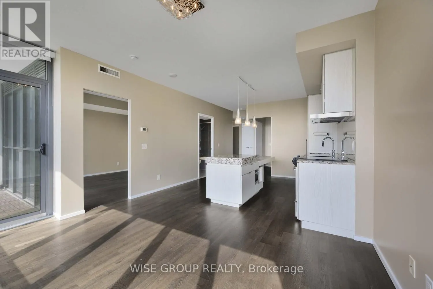 3202 - 101 CHARLES STREET E