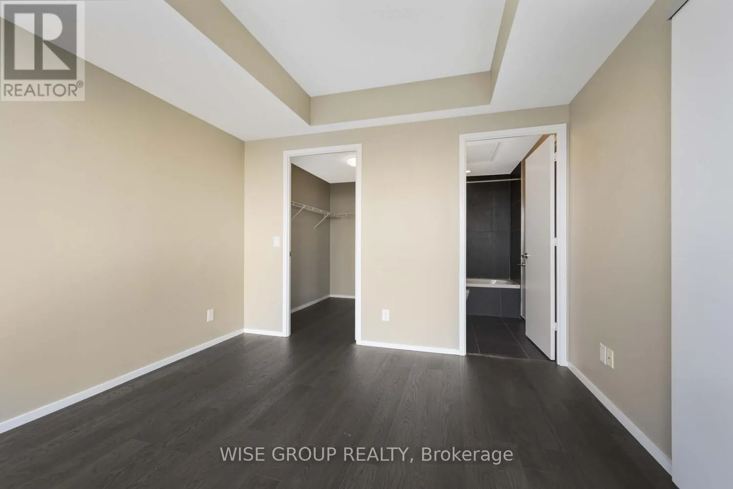 3202 - 101 CHARLES STREET E