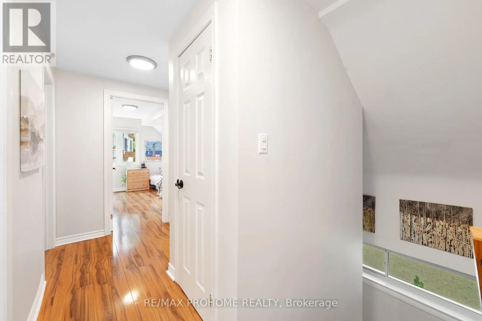 39 ADDISON CRESCENT