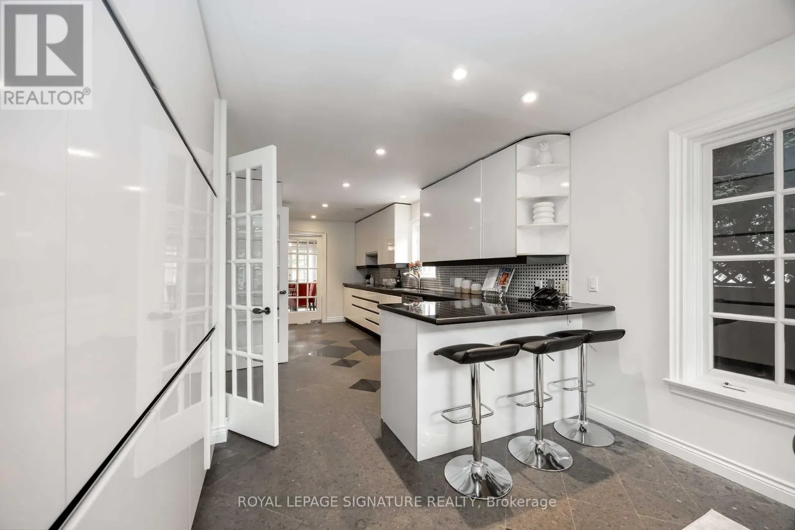 25 HARLINGTON ROAD