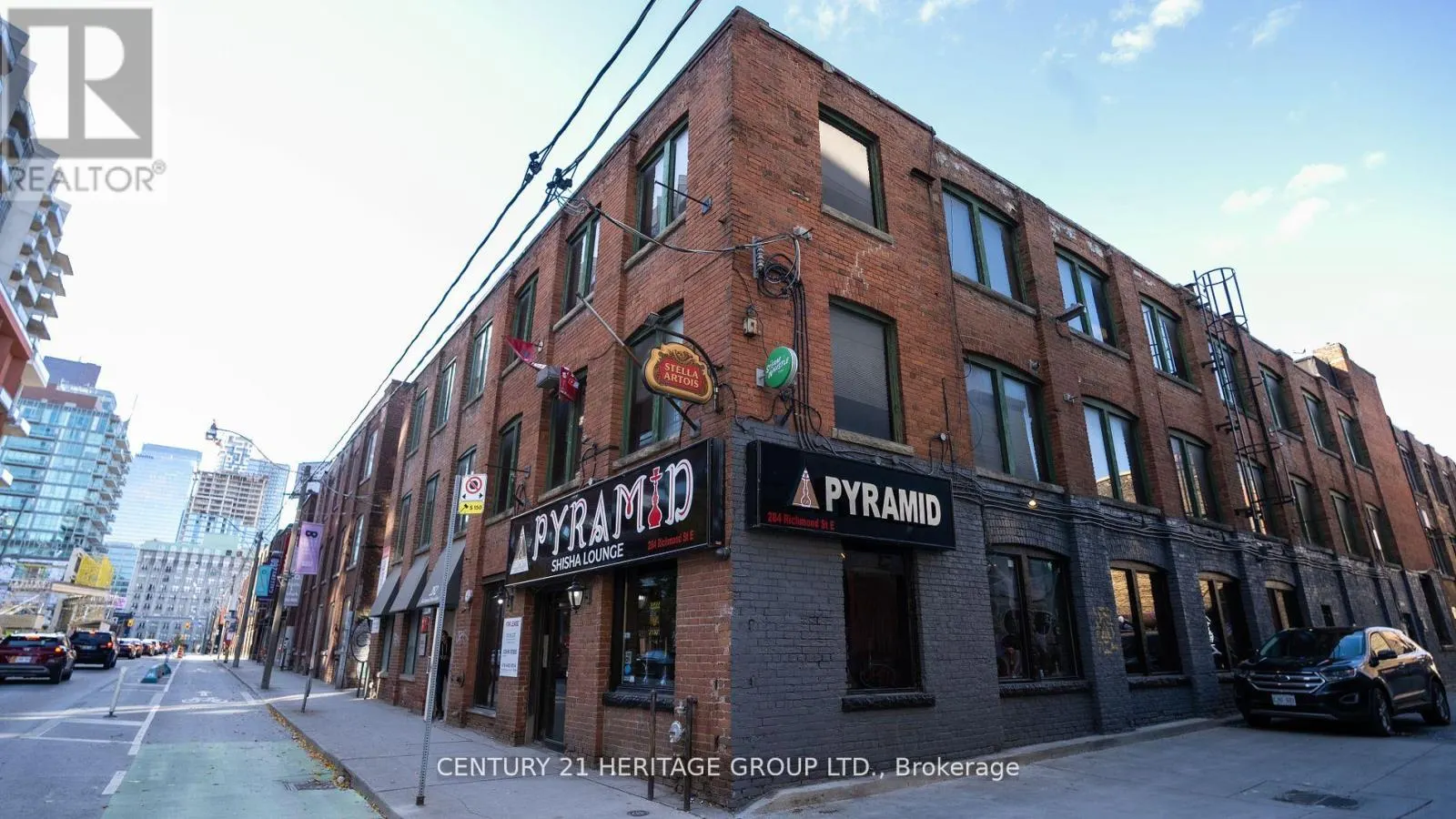 284 RICHMOND STREET E
