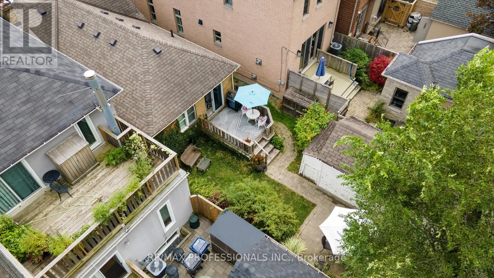 212 DOUGLAS AVENUE