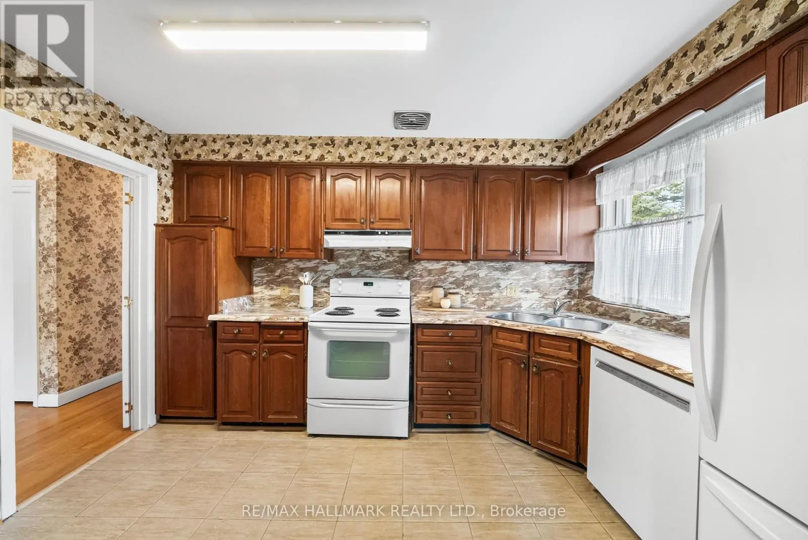232 NEWTON DRIVE