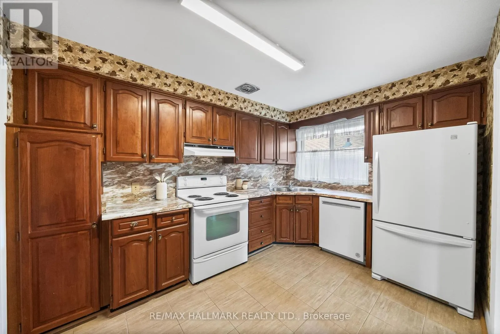 232 NEWTON DRIVE