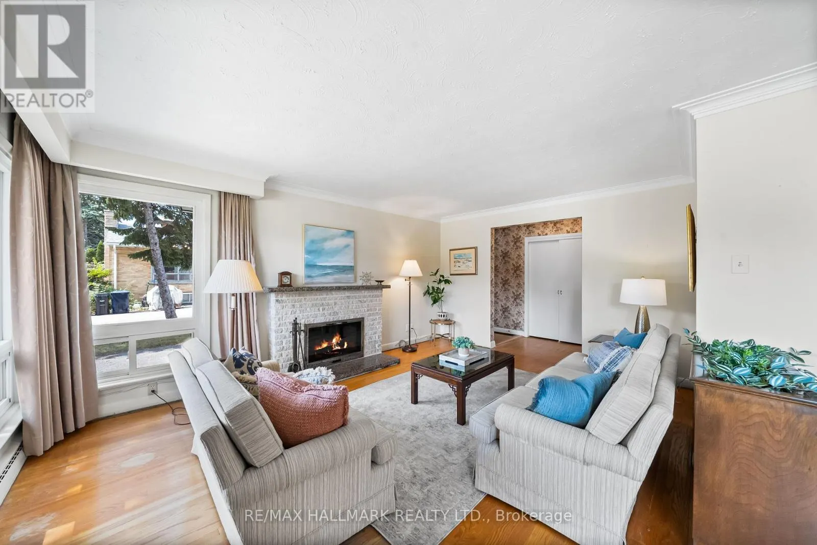 232 NEWTON DRIVE