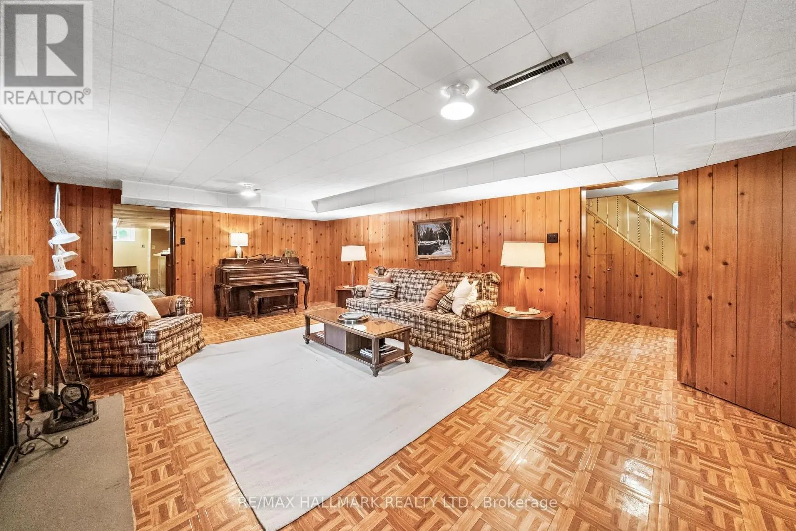 232 NEWTON DRIVE