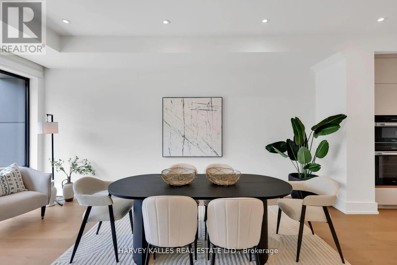 171 BELSIZE DRIVE