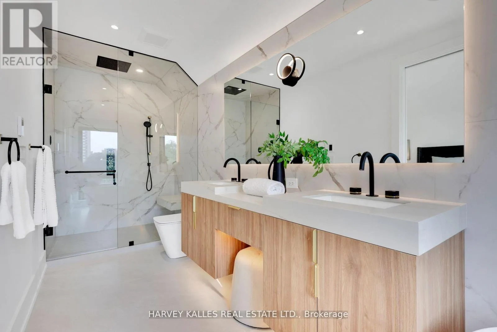171 BELSIZE DRIVE