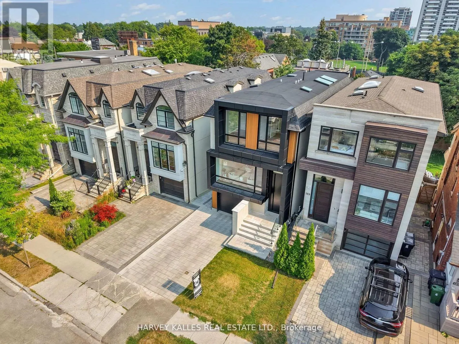 171 BELSIZE DRIVE