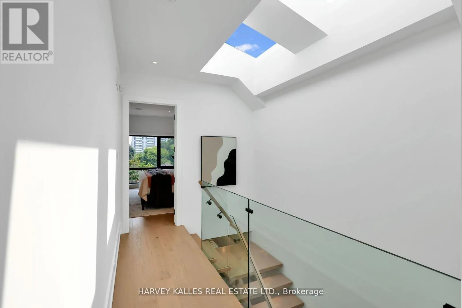 171 BELSIZE DRIVE