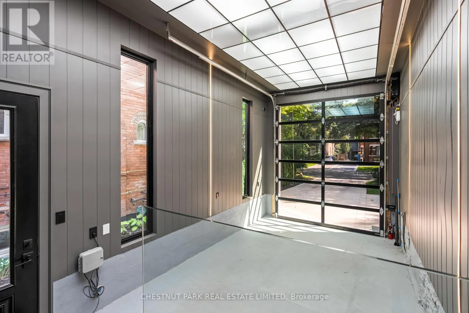 80 LYNWOOD AVENUE