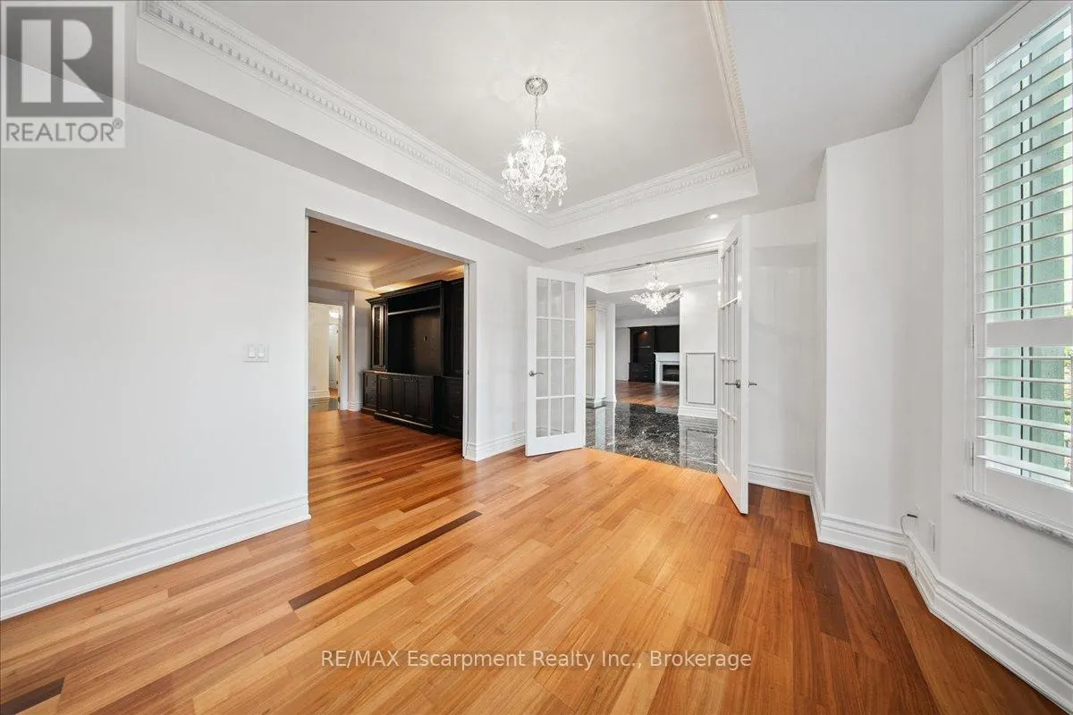 304 - 68 YORKVILLE AVENUE, #304