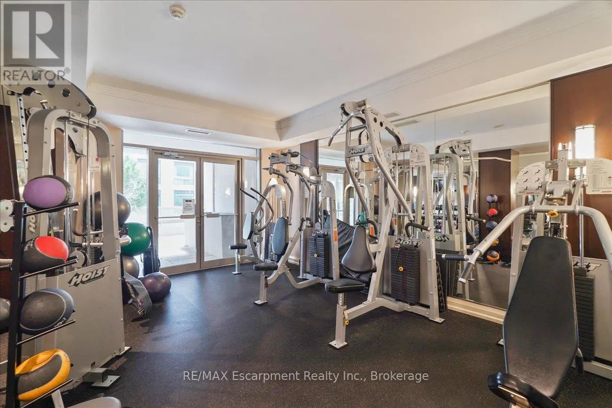 304 - 68 YORKVILLE AVENUE, #304