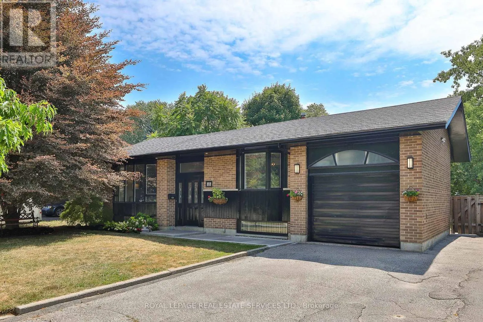 45 DOONAREE DRIVE