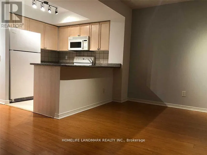 1803 - 28 HARRISON GARDEN BOULEVARD