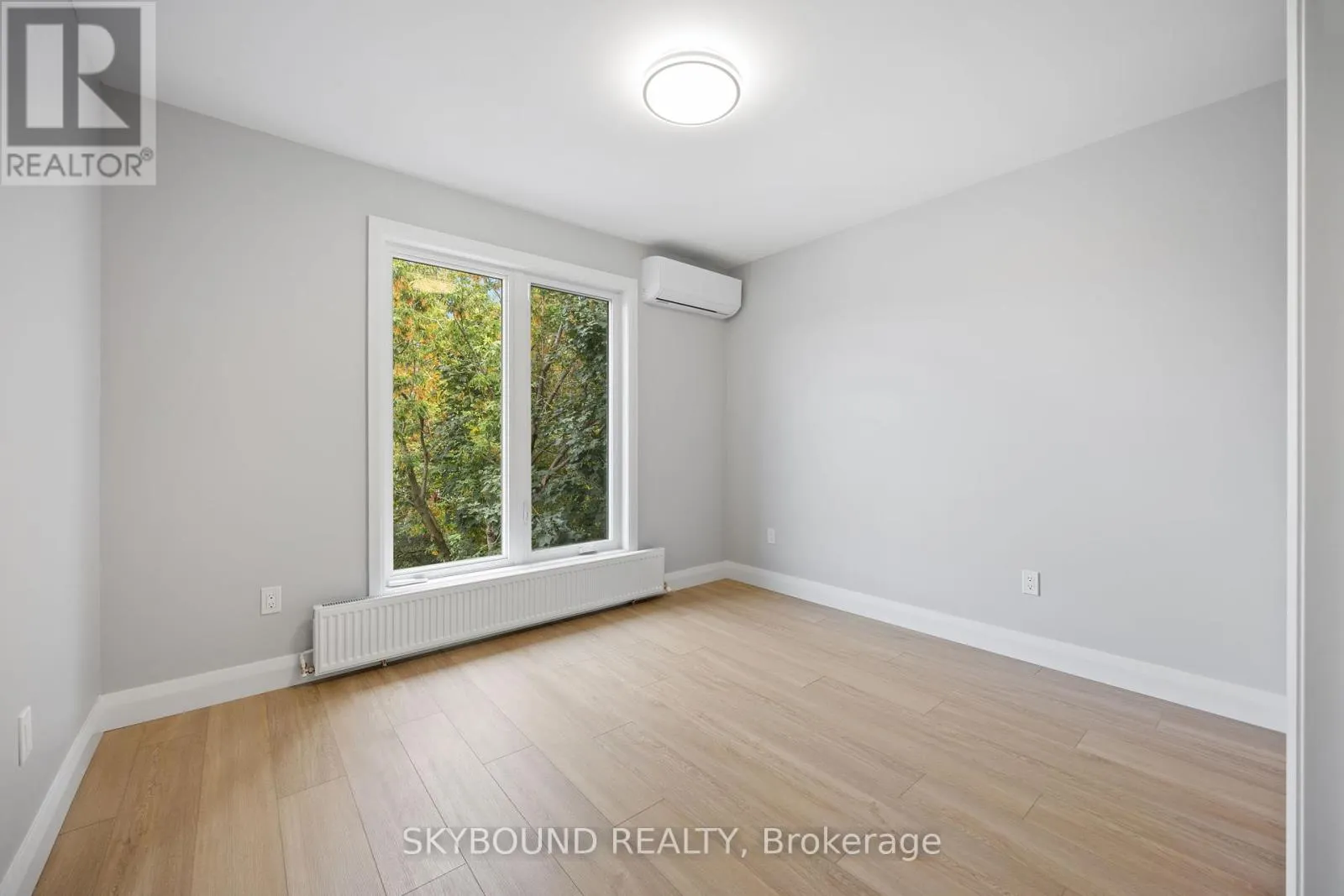 3-UPPER - 1731 DUFFERIN STREET