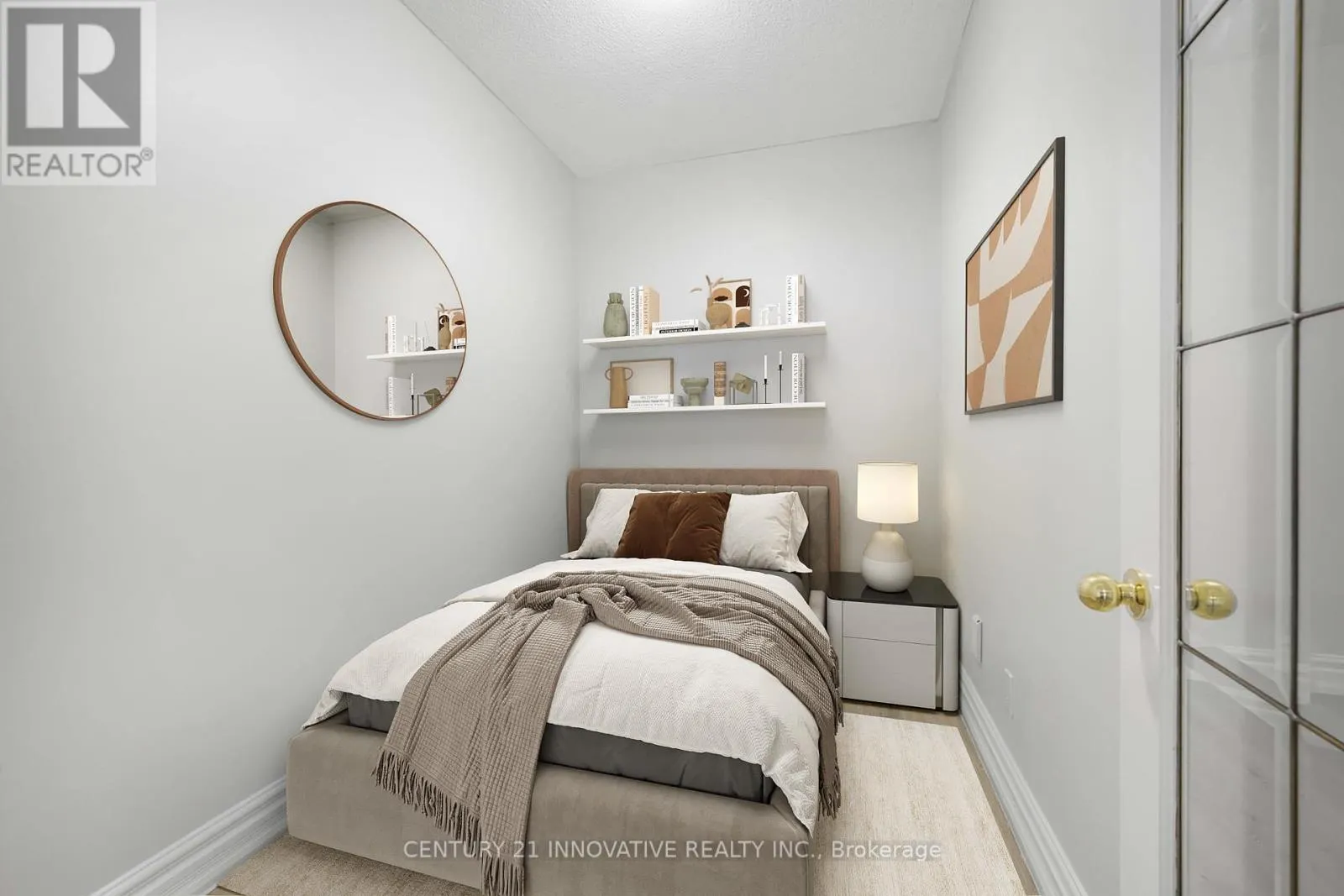 302 - 393 KING STREET W