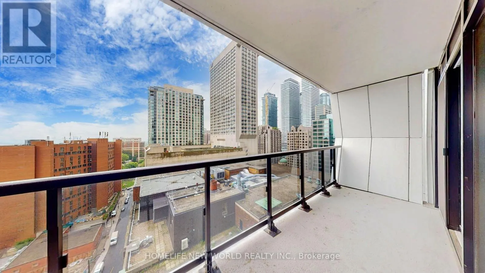 1908 - 771 YONGE STREET