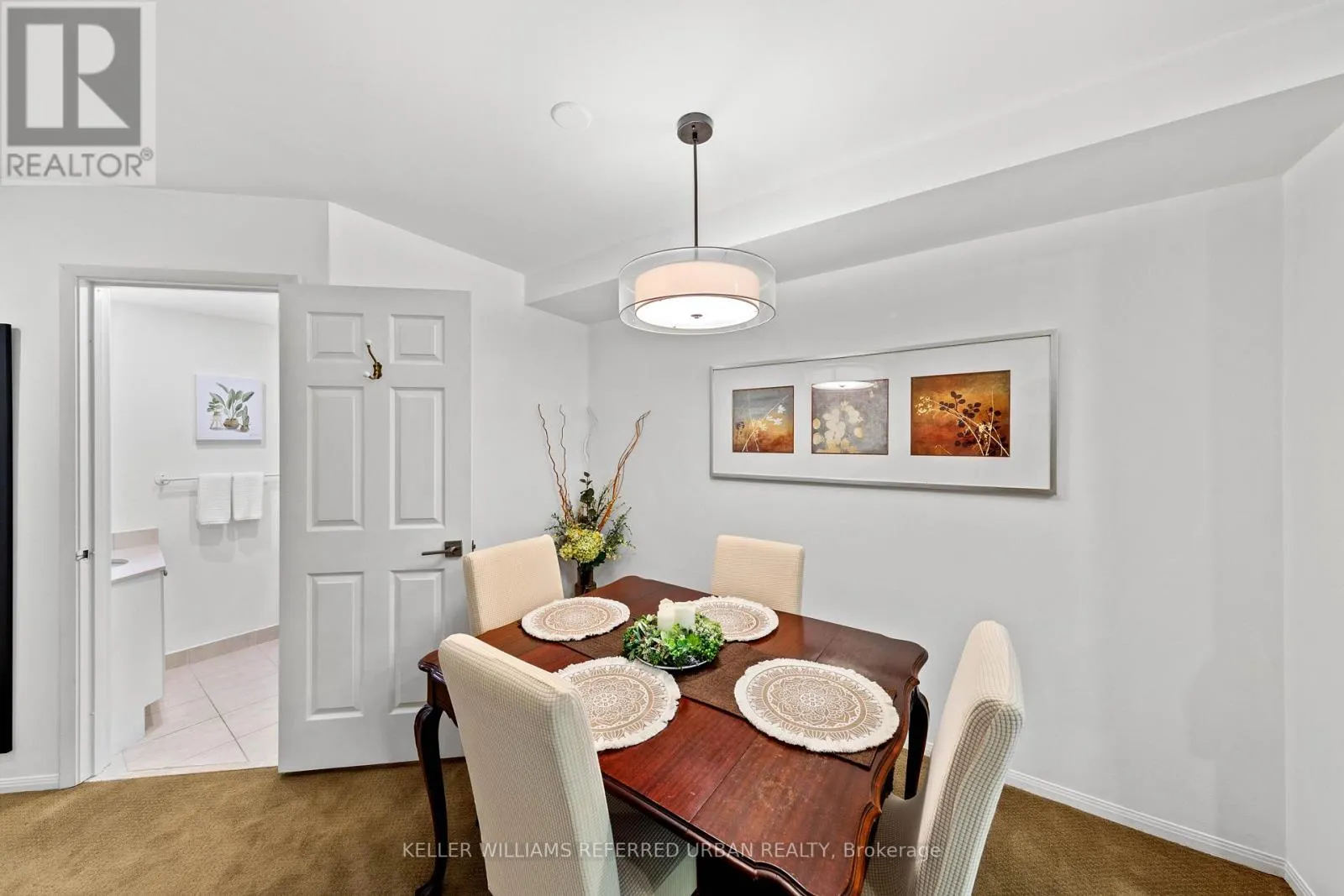 618 - 574 WELLINGTON STREET W