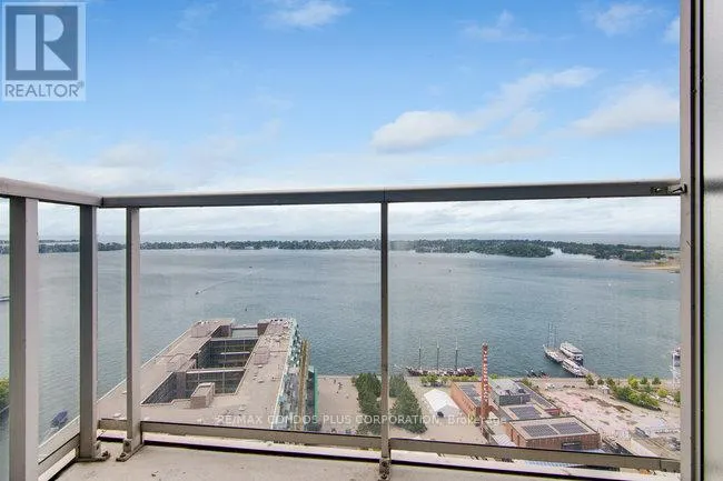 3206 - 208 QUEENS QUAY W