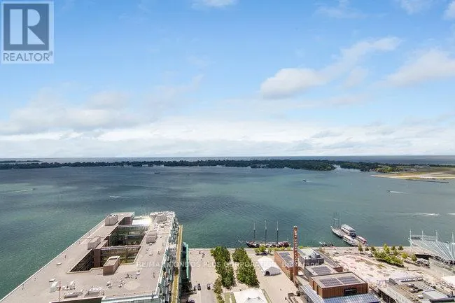 3206 - 208 QUEENS QUAY W
