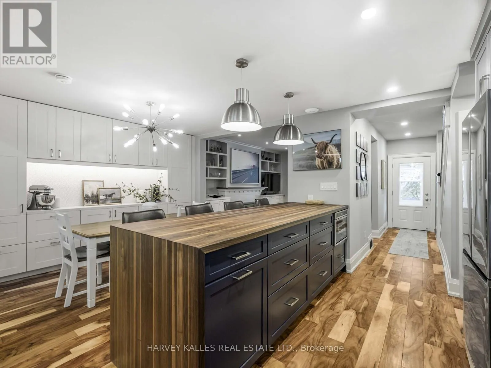 116 PINEWOOD AVENUE