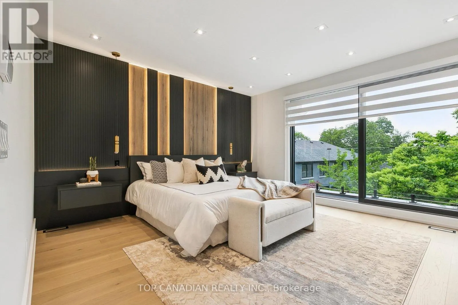 12 OTTER CRESCENT