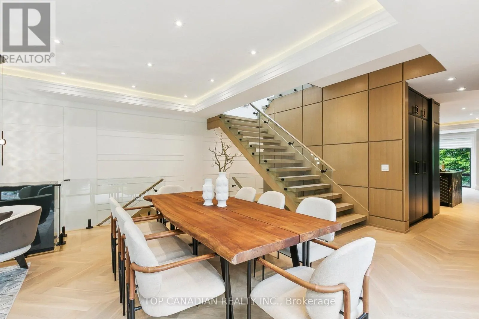 12 OTTER CRESCENT